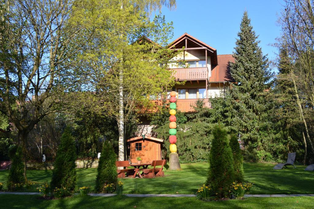 Parkhotel Zum Stern Oberaula Dış mekan fotoğraf